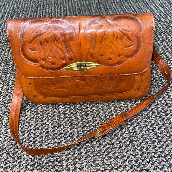 Flores' Bags Vintage Genuine Leather Hand Tooled Purse Floral Made in Mexico - Picture 1 of 9